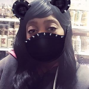 Meet your Posher, Bella